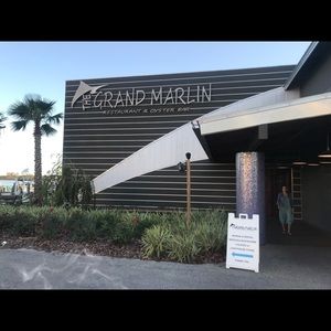 Meet your Posher, Maxwell